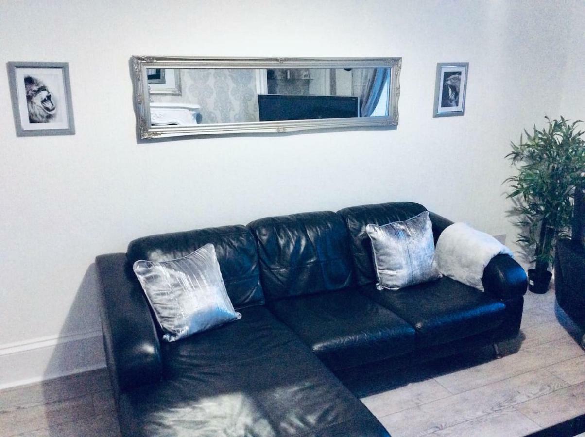 Apartamento The Lion'S Den On Royal Street Gourock Exterior foto